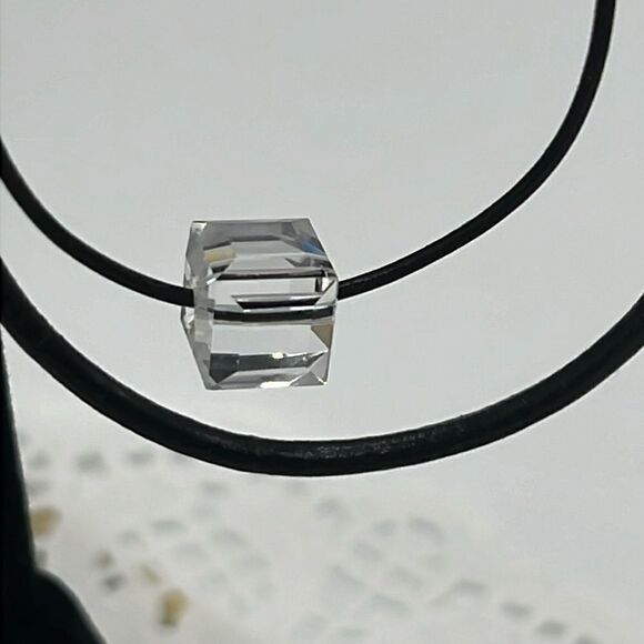 Swarovski Crystal Black Two Leather Cord Dangle Earrings- Handmade NEW - Picture 6 of 10